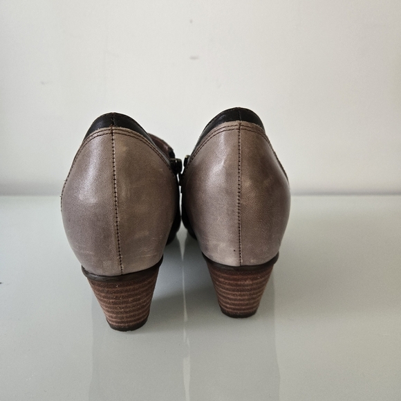 L' ARTISTE hand painted leather shoes, antique buttons.Brown/black.Size 40/9-9.5 - Picture 6 of 11